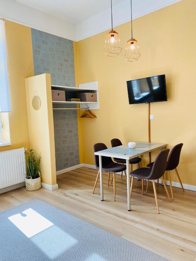Studio 18 Sopron Exterior foto